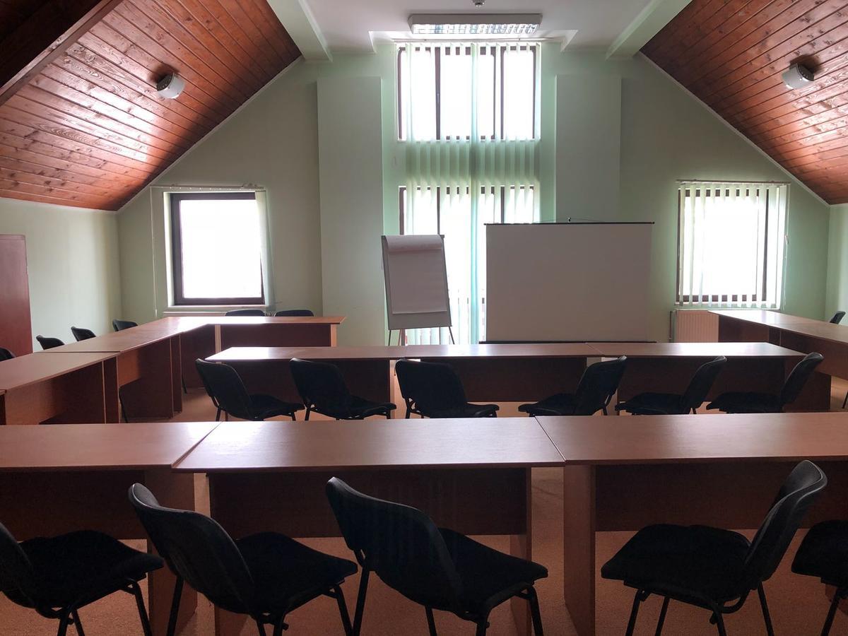 Pensiunea Vanatorul Ватра Дорней Екстериор снимка